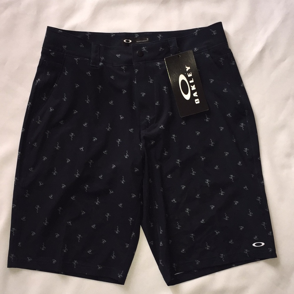 Oakley Frog Shorts Navy Blue Size 30